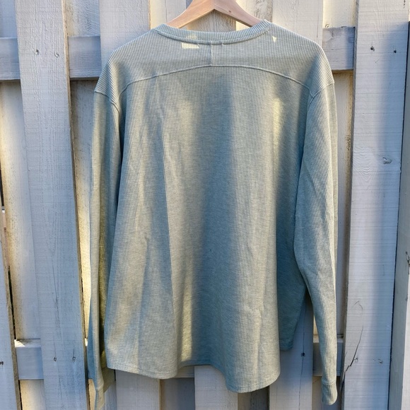 Waffle Knit Henley Athletic Top - Picture 4 of 5